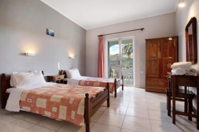 Dolphin Apartment 4